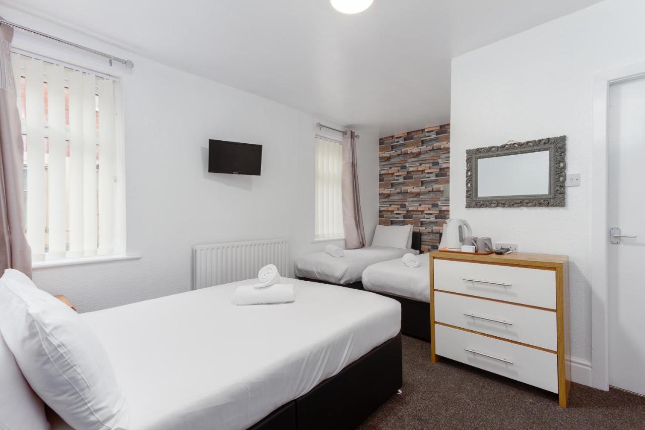 The Sandringham Court Hotel & Apartment Welcoming Large And Small Groups For 15 Years Blackpool Ngoại thất bức ảnh