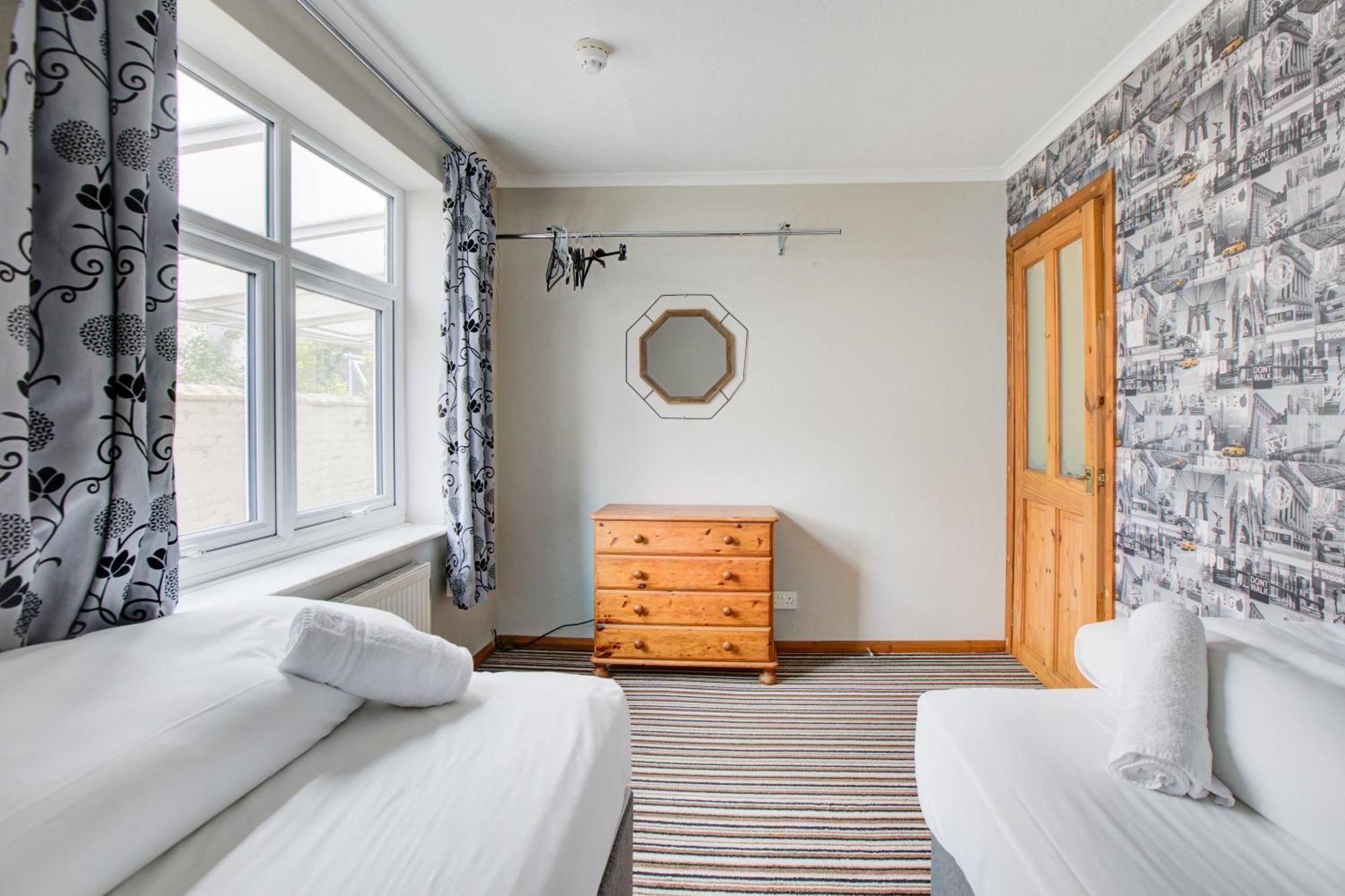 The Sandringham Court Hotel & Apartment Welcoming Large And Small Groups For 15 Years Blackpool Ngoại thất bức ảnh
