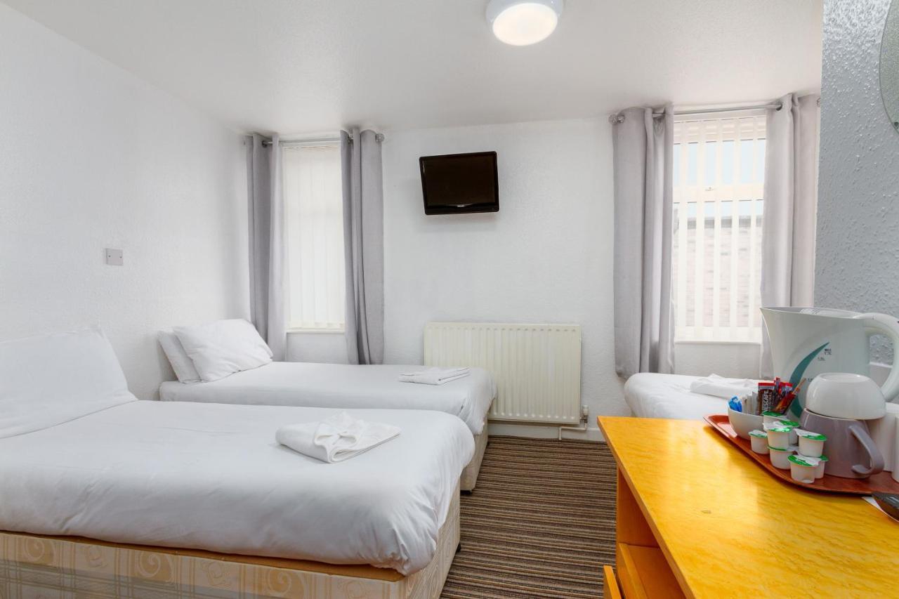 The Sandringham Court Hotel & Apartment Welcoming Large And Small Groups For 15 Years Blackpool Ngoại thất bức ảnh